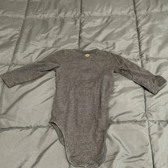 Halloween Onesie 18M - Picture 2 of 3